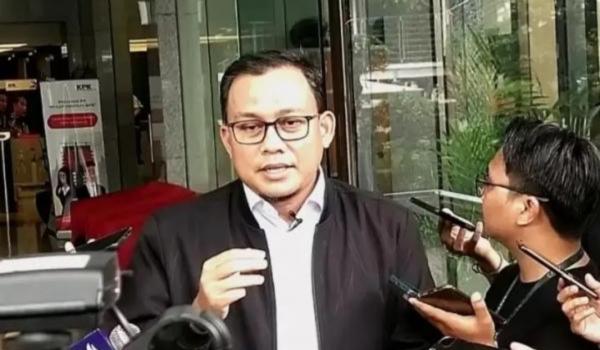 Diduga Suap Lelang Jabatan, Gubernur Maluku Utara Diciduk KPK
