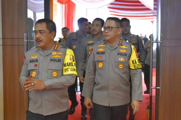 Gelar Dialog Kebangsaan hingga Baksos Wakapolri Komjen Agus Berkunjung ke Lampung