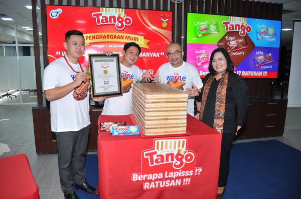 Wafer Tango Raih Rekor MURI, Mampu Produksi Wafer dengan Lapisan Terbanyak di Indonesia
