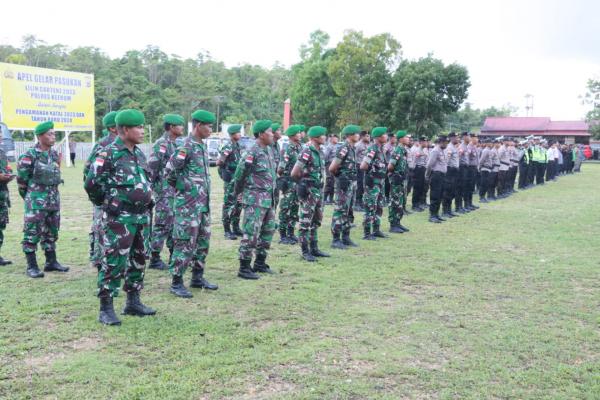 Apel Gelar Pasukan Lilin Cartenz 2023 Kabupaten Keerom, Ciptakan Stabilitas Keamanan Pada Natal