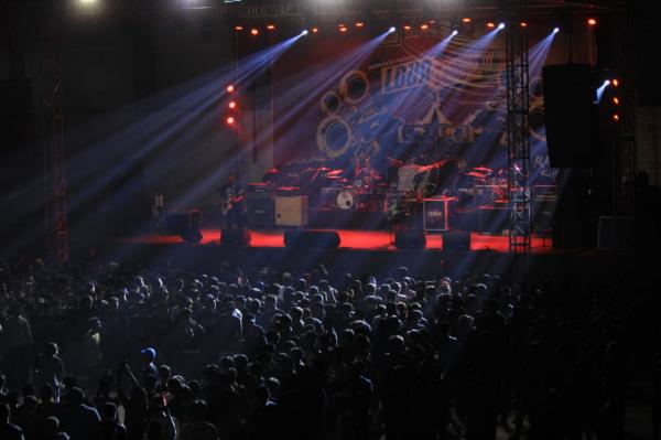 Loud Carnival III, Konser Indie Penuh Energi Diakhir Tahun 2023 di Surabaya