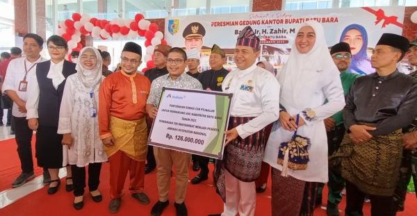 PT Inalum Kuala Tanjung Salurkan CSR Bantu BPJS Warga 126 Juta