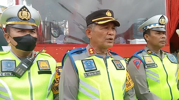 Cek Pos Pam Jelang Nataru, Kapolres Labusel Imbau Pengendara Kendaraan Utamakan Keselamatan