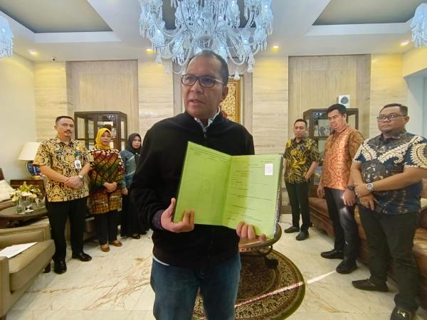 Danny Pomanto Catatkan Sejarah, Setelah 44 Tahun Pemkot Makassar Kantongi Sertifikat HPL Karebosi