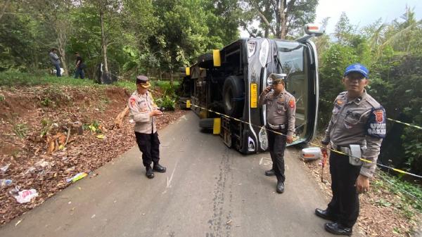 Kronologi Kecelakaan Bus Terguling di Kiarapayung Sumedang, Tak Kuat Nanjak
