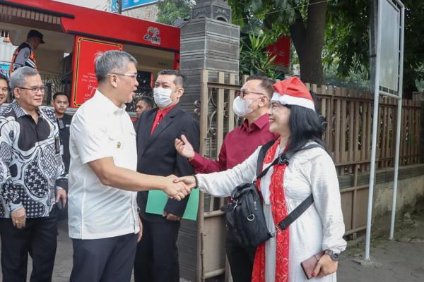 Pj Wali Kota Cimahi Bersama Forkimpida Tinjau Perayaan Natal