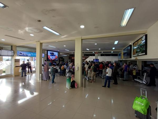 Pecah Rekor, Pergerakan Penumpang di Bandara Int H.AS Hanandjoeddin Tembus 2.893 Orang per Hari