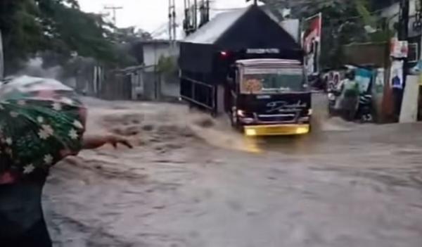 Sesuai Skema BBWS, Pemkot Cimahi Terus Upayakan Pengentasan Banjir