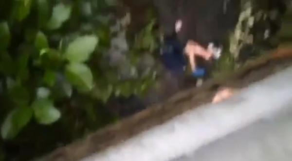 Selfi Berujung Petaka, Seorang Gadis Pingsan Usai Terjatuh Dari Jembatan Bulukumba