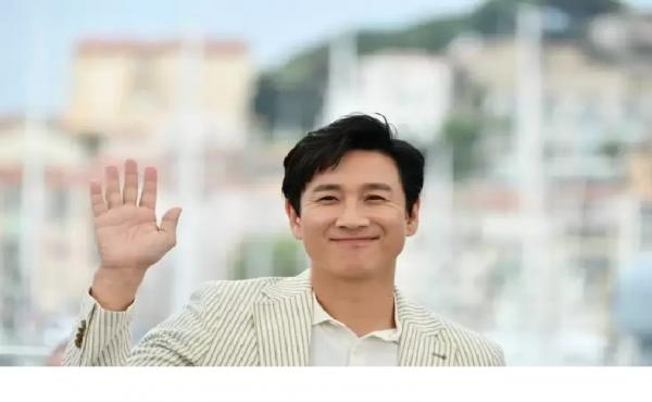 Lee Sun Kyun Aktor Film Parasite Ditemukan Tewas di Mobil, Tinggalkan Surat Wasiat untuk Istri