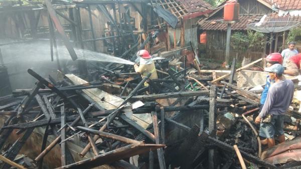 2 Rumah di Ciamis Ludes Terbakar, Api Diduga Berasal Korsleting Listrik