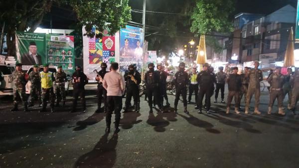 Patroli Gabungan TNI, Polri dan Satpol PP Antisipasi Geng Motor di Tasikmalaya
