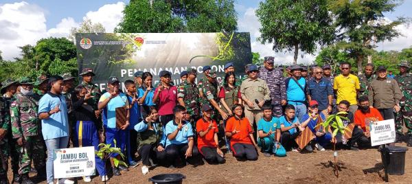Pulihkan Lingkungan KLHK Gelar Penanaman Pohon Serentak Seluruh Indonesia