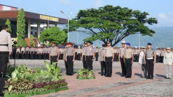597 Polisi dan ASN Polda Maluku Naik Pangkat