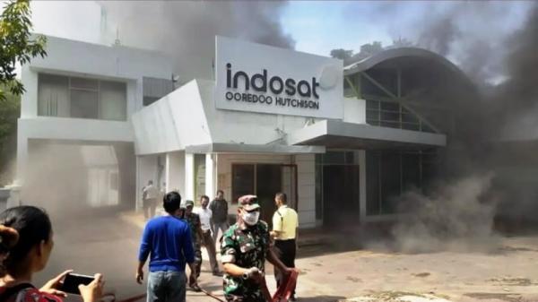 Indosat Trending Topik di X Gegara Sinyal Off, Pemicunya Diduga Kantor di Semarang Kebakaran
