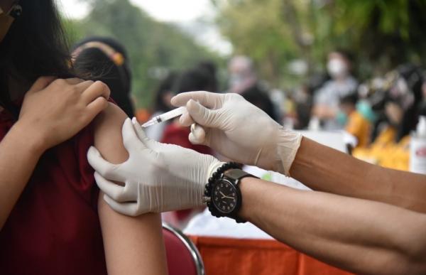 Pemkot Surabaya Gencar Lakukan Vaksinasi COVID-19, Capai Angka Signifikan, Ini Jumlahnya