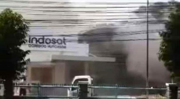 Penjelasan Indosat terkait Sinyal di Jateng-DIY Hilang akibat Kebakaran Kantor di Banyumanik