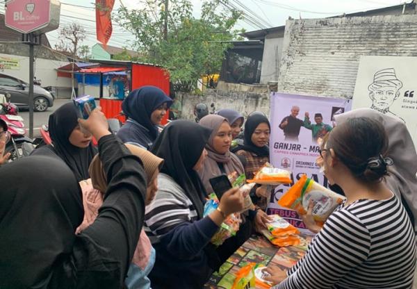 Relawan Srikandi Ganjar Gelar Pasar Kaget di Yogyakarta