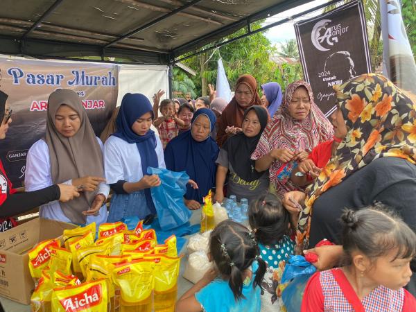 Gelar Pasar Murah di Binjai, Relawan Ganjar Sediakan 1.000 Paket Sembako 