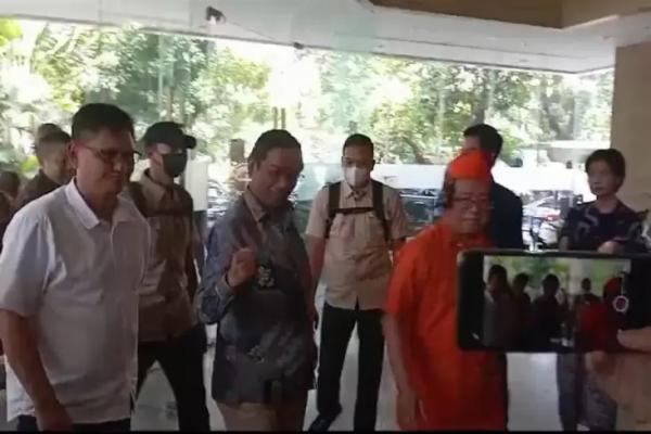 Cawapres Mahfud MD Kunjungi Grha Oikumene di Salemba Raya