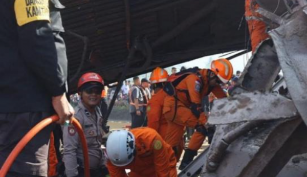 Korban Tewas Tabrakan Kereta Bandung Raya vs KA Turangga Bertambah Jadi 4 Orang