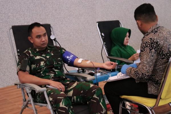 Yonif 112 Dharma Jaya Laksanakan Donor Darah Kemanusiaan