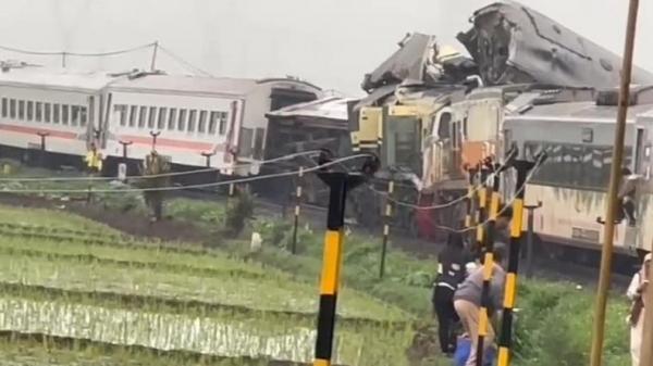 Kecelakaan Kereta Api di Cicalengka, Wapres: Fatal! 