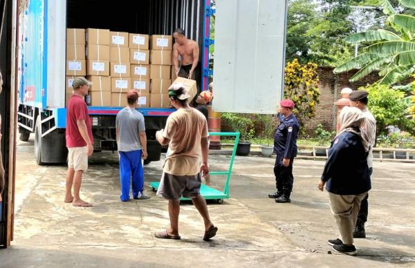 Logistik Surat Suara Pilpres dan DPD Tiba, KPU Sukoharjo Siapkan 300 Tenaga Sortir Lipat