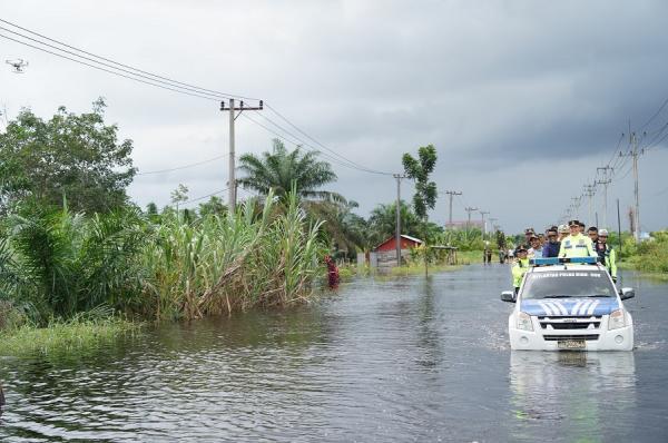 Banjir di Pelalawan, Puluhan Sekolah Diliburkan 