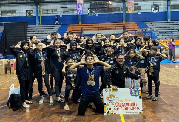 Klub Karate GOR Pajajaran Bogor Sabet Juara Utama Kejuaraan Bogor Karate Open 2024