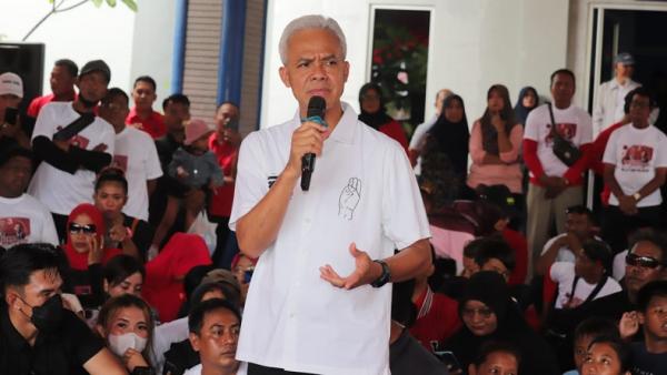Ganjar Pranowo Respons Positif Ketidakhadiran Jokowi dalam Perayaan HUT ke-51 PDIP