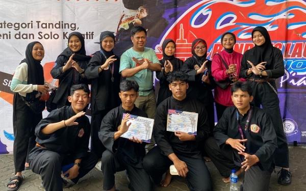 Munalih Baharudi  Mahasiswa UM Bandung Raih Medali Emas Atlet dari Pimpinan Cabang Tapak Suci