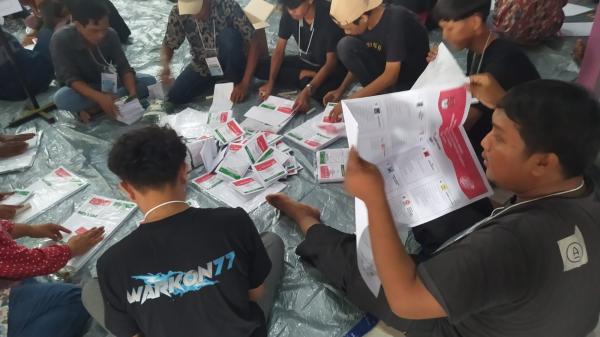 2 Hari Proses Sorlip, KPU Ciamis Temukan 318 Lembar Surat Suara untuk Pemilu 2024 Rusak