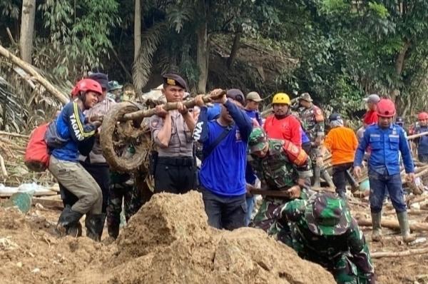 Polres Subang dan Tim Gabungan Temukan Uang Rp15 Juta Hingga Sertifikat Tanah