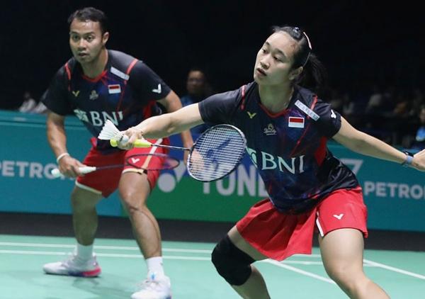 Rehan/Lisa Terhenti di 16 Besar, Kalah dari Zheng Si Wei/Huang Ya Qiong di Malaysia Open 2024