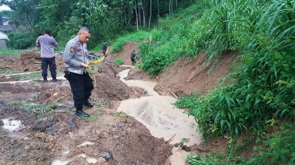 3 Bocah Tewas Tenggelam, Terperosok di Saluran Drainase Nyalindung Sukabumi