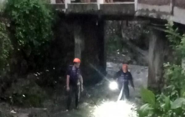 Diduga Terpeleset, Bocah SD Hanyut Terseret Arus Sungai Wonotingal Semarang