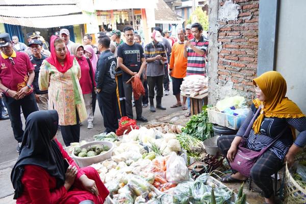 Dapat Keluhan Pedagang di Pasar Genuk Tak Tertib, Begini Respons Wali Kota Semarang