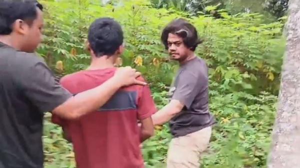 Kabur ke Hutan, Pembunuh Ayah Kandung ini Dibekuk Polisi