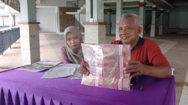 Viral Pria Buat Sayembara Ingin Berdamai dengan Keluarganya, Hadiahnya Rp250 Juta