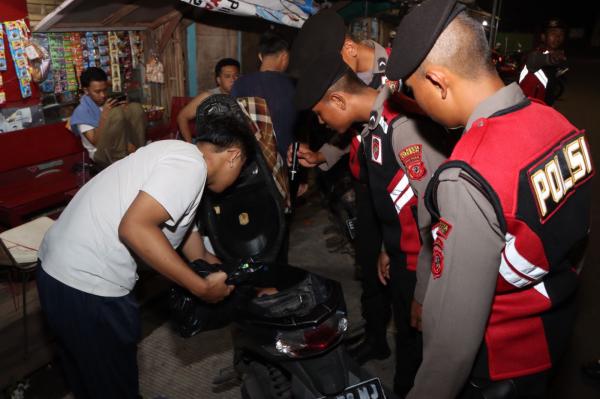 Intens Patroli KRYD, Polresta Cirebon Berhasil Amankan Miras hingga Sepeda Motor