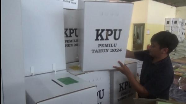 KPU Sultra Selesaikan Pelipatan Surat Suara Pemilu 2024, Surat Suara Rusak Segera Diganti