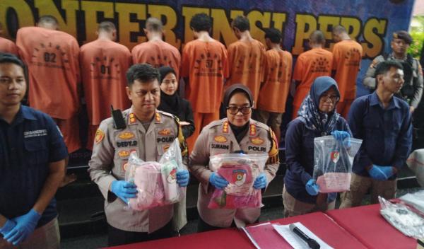 Dua Bocah Perempuan di Cirebon Jadi Korban Pencabulan Pedagang Mainan Keliling