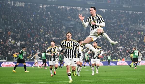 Hasil Bola Tadi Malam: Dusan Vlahovic Cetak Brace, Juventus Sikat Sassuolo 3-0