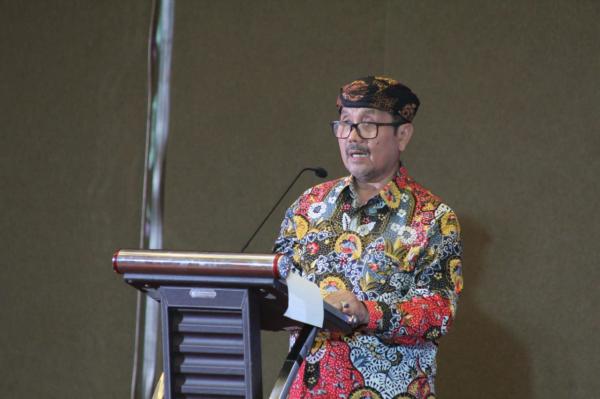 Anggarkan Rp 24,3 Miliar untuk Infrastruktur SMP, Bupati Cirebon Ingin Siswa Nyaman Belajar