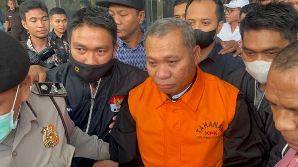 Halangi KPK Sidik Lukas Enembe Stefanus Roy Rening Dituntut 5 Tahun Penjara