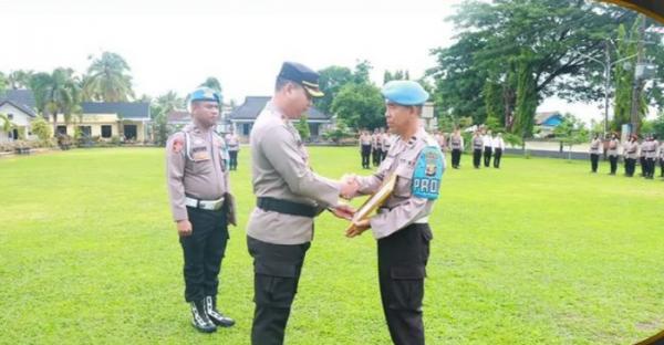 Polres Lampung Timur Berikan Penghargaan kepada AIPTU Pilda Kisrana