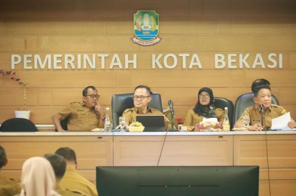 Gelar Rakor Proses APBD 2024, Ini Pesan Pj Wali Kota Bekasi