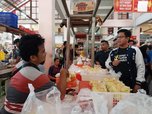 Rektor UMP Turun ke Pasar, Serap Aspirasi Pedagang di Purwokerto