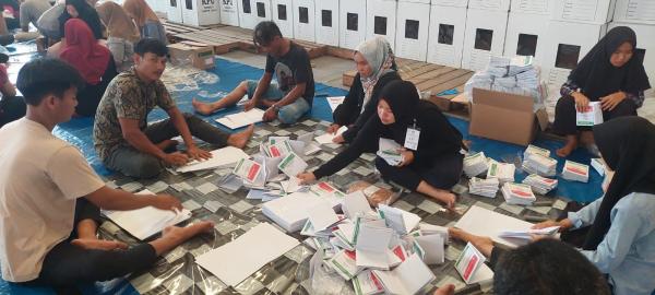 Surat Suara Pemilu 2024 Telah Diterima 100 Persen di Sumut, 93 Persen Selesai Disortir dan Dilipat 